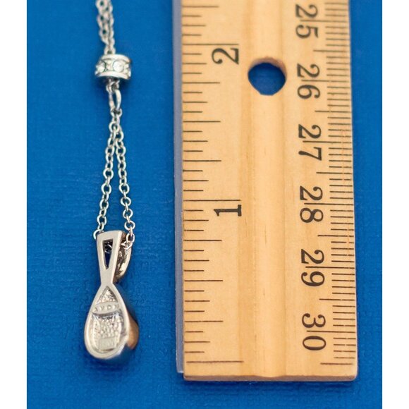 18'' Dainty Pearl Vintage Avon Necklace - D31 - Picture 3 of 3